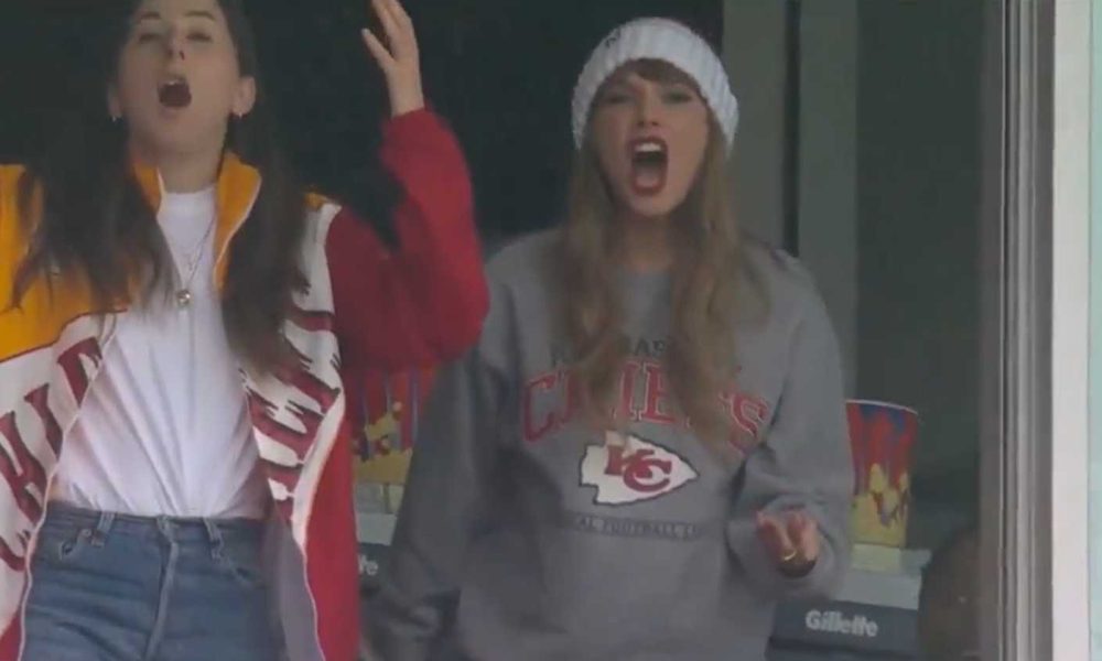 Taylor Swift screamed F-bomb or “flag” for Travis Kelce in Chiefs – Patriots?