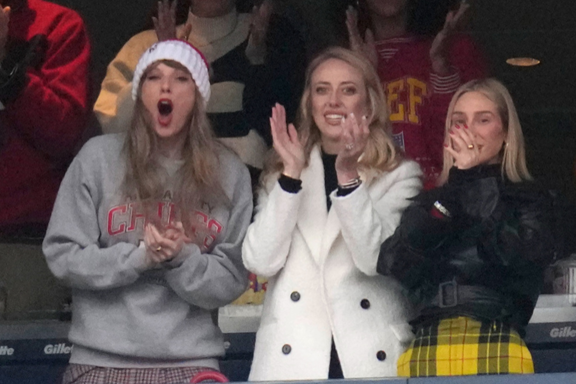 Will Taylor Swift be at Raiders vs Chiefs game to support Travis Kelce this  Christmas? | Marca