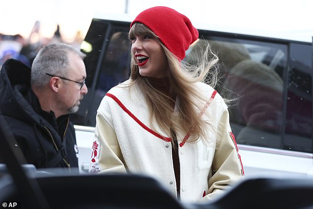 The singer looked relaxed as she made her way into the stadium for the big game of the day