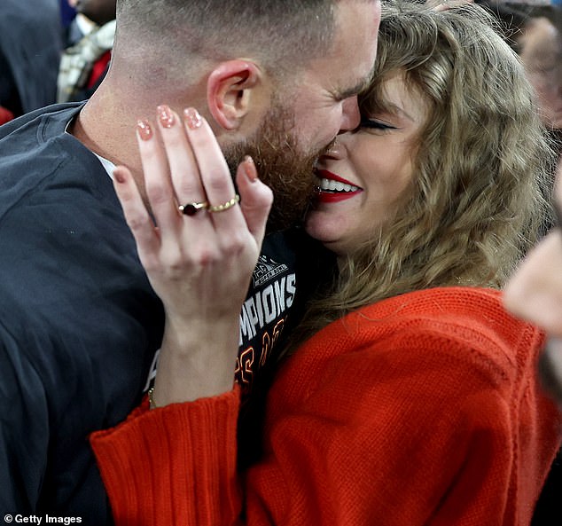 She ultimately made her way to Travis as they embraced several times on the field and shared a few kisses as well