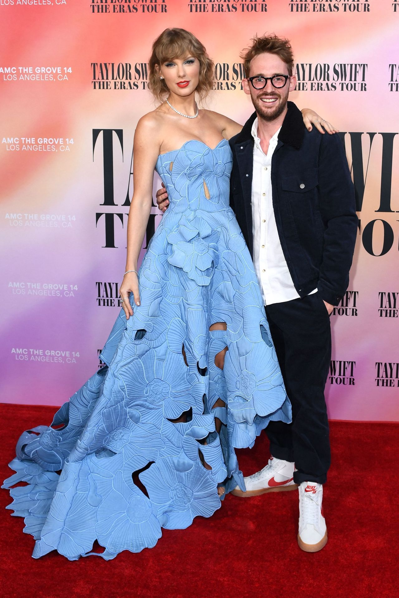 Taylor Swift At Eras Tour Film Premiere - Blogs & Forums