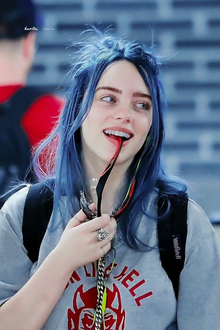 billie eilish blue hair | Blue hair, Billie eilish, Billie