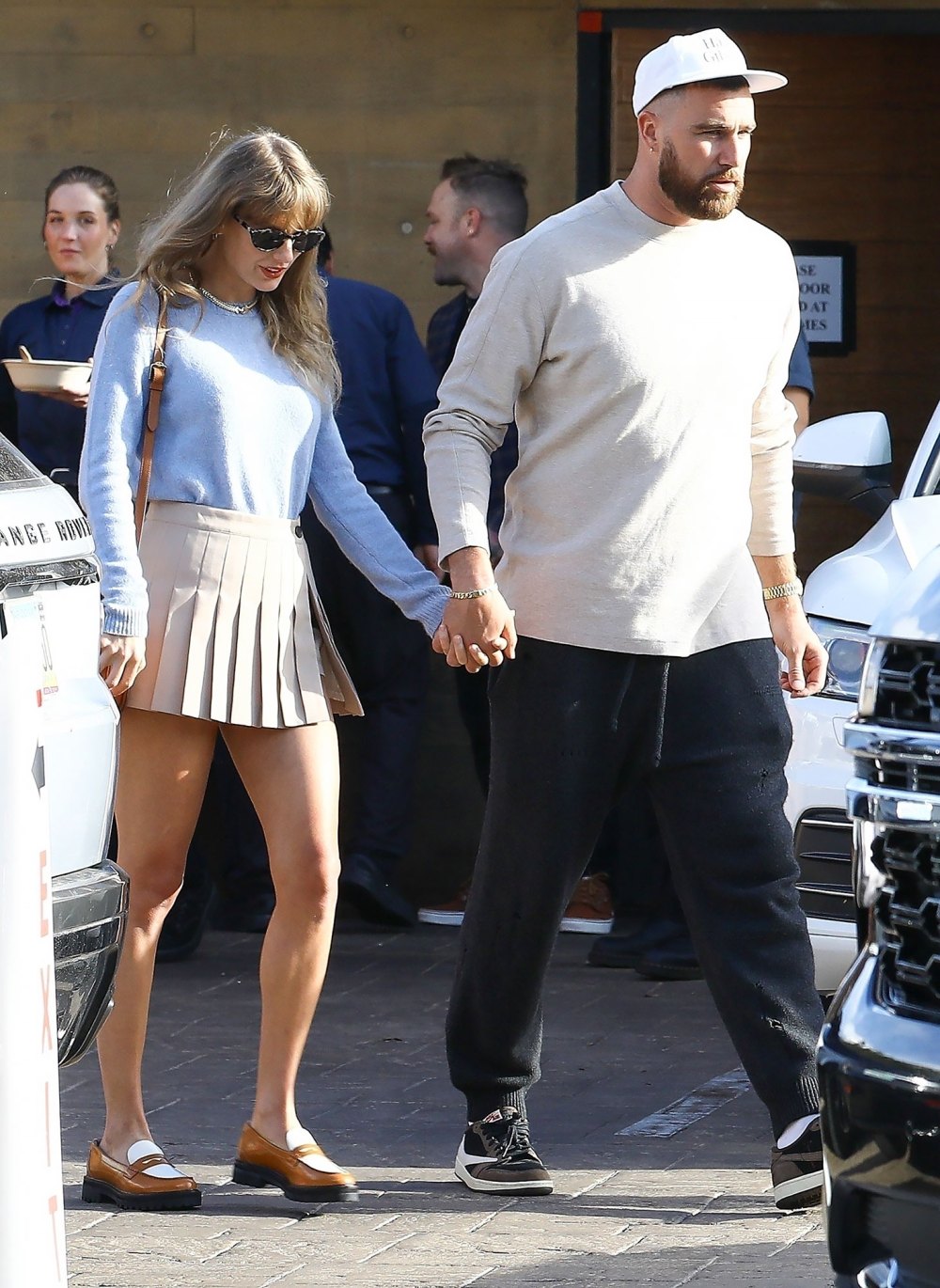 Taylor Swift, Travis Kelce Hold Hands During Lunch Date After Vacation | Us  Weekly