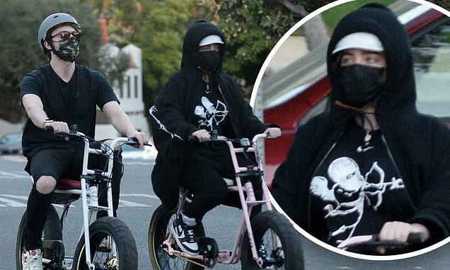 Billie Eilish and brother Finneas spend some quality time together as they go  out for a bike ride | Daily Mail Online