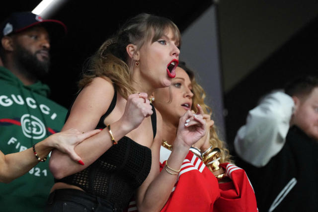 Taylor Swift stole the show at the Super Bowl with these viral moments