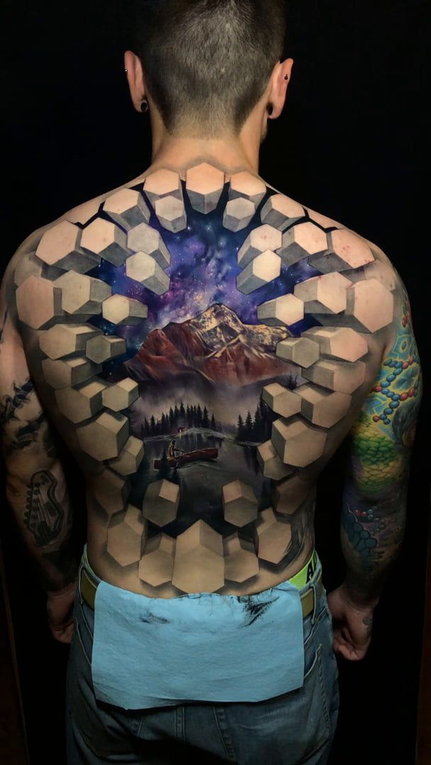 An Amazing 3D Back Tattoo. - Awesome | 3d tattoo, Amazing 3d tattoos,  Tattoos