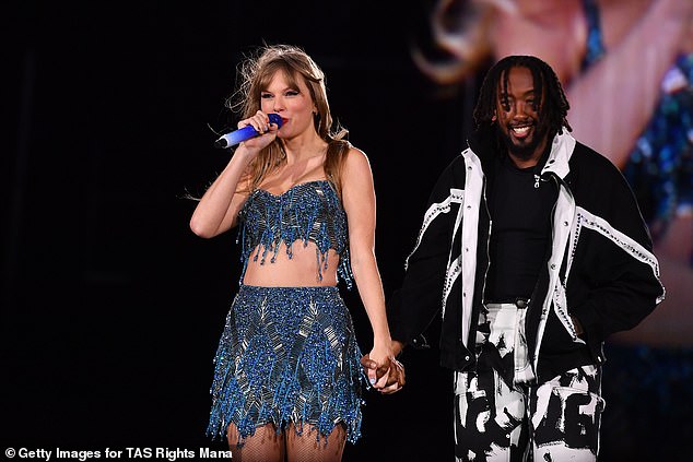 Thomas first performed with Swift in 2015 as a backup dancer in her VMA duet performance with Nicki Minaj.