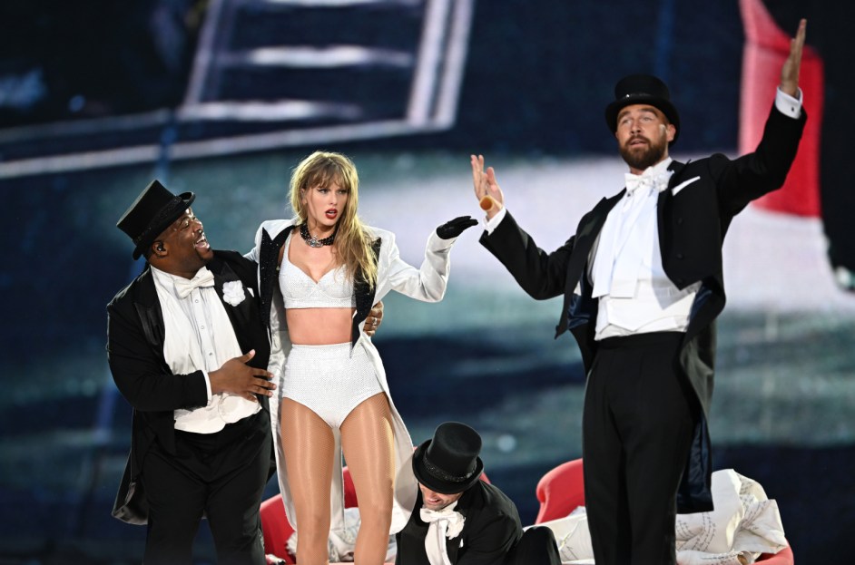 Taylor Swift in London: Travis Kelce Cameo, 'Us' With Gracie Abrams