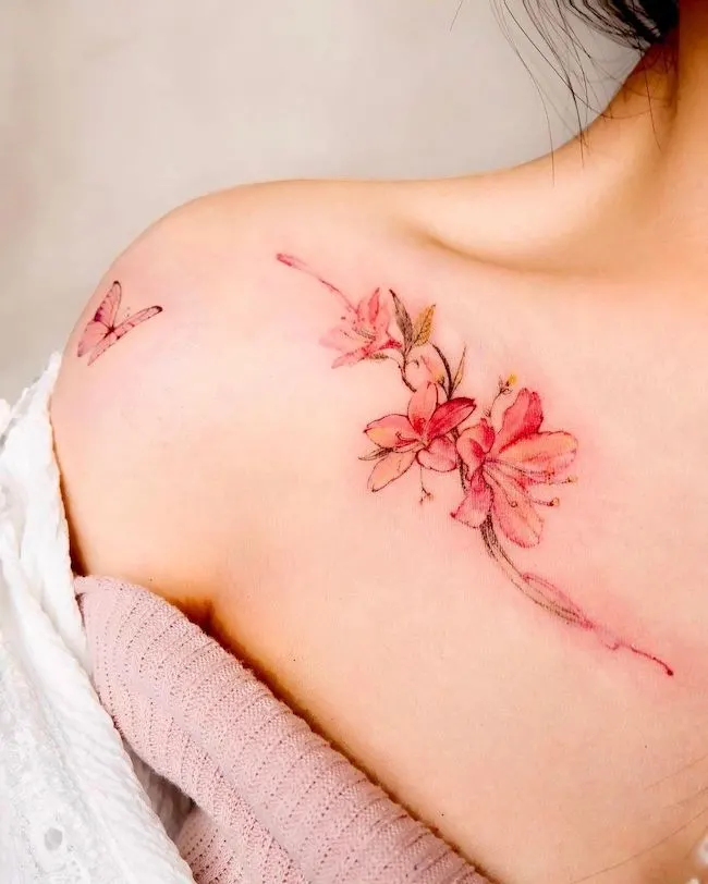 70 Beautiful Shoulder Tattoos For Women with Meaning