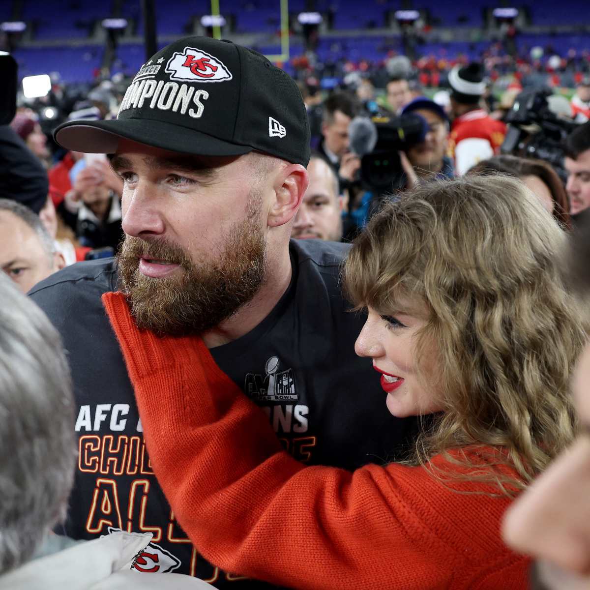 How Much Travis Kelce Spends on Taylor Swift Relationship - Parade