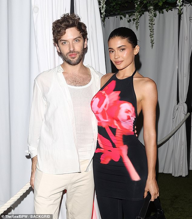 At the event, held at The West Hollywood EDITION hotel, she posed for snaps alongside Ioannes founder and creative director Johannes Boehl Cronau; pictured