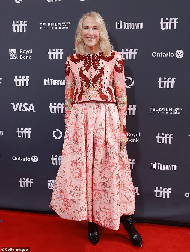 The 70-year-old Emmy winner - who voices opossum Pinktail - wore a pink floral cropped blazer with a slightly matching maxi-skirt and black booties selected by stylist Andrew Gelwicks