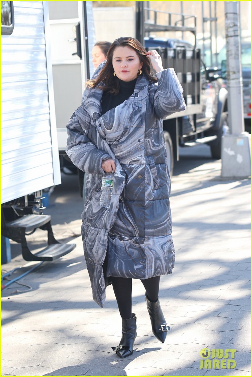 Selena Gomez Returns to NYC for 'Only Murders in the Building' Season 4  Filming After Latest Casting Update: Photo 5024152 | Martin Short, Only  Murders In The Building, Selena Gomez Photos |